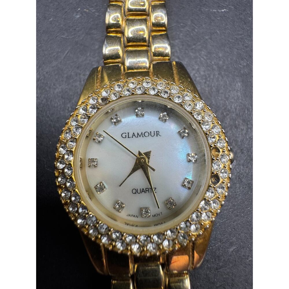 Vintage Glamour Women's Gold Tone Quartz Watch Rhinestone Bezel MOP Dial 24.5mm